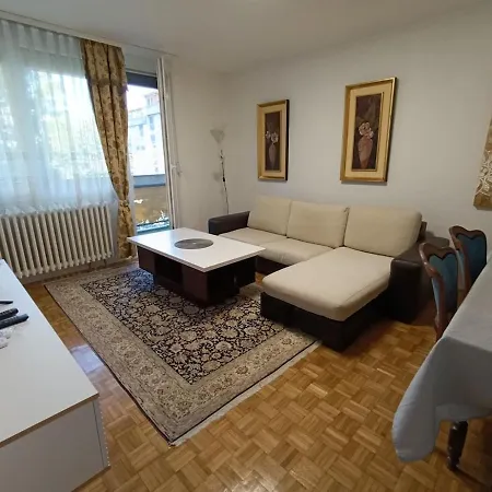 Апартаменты Family And Friends 3 Flat *